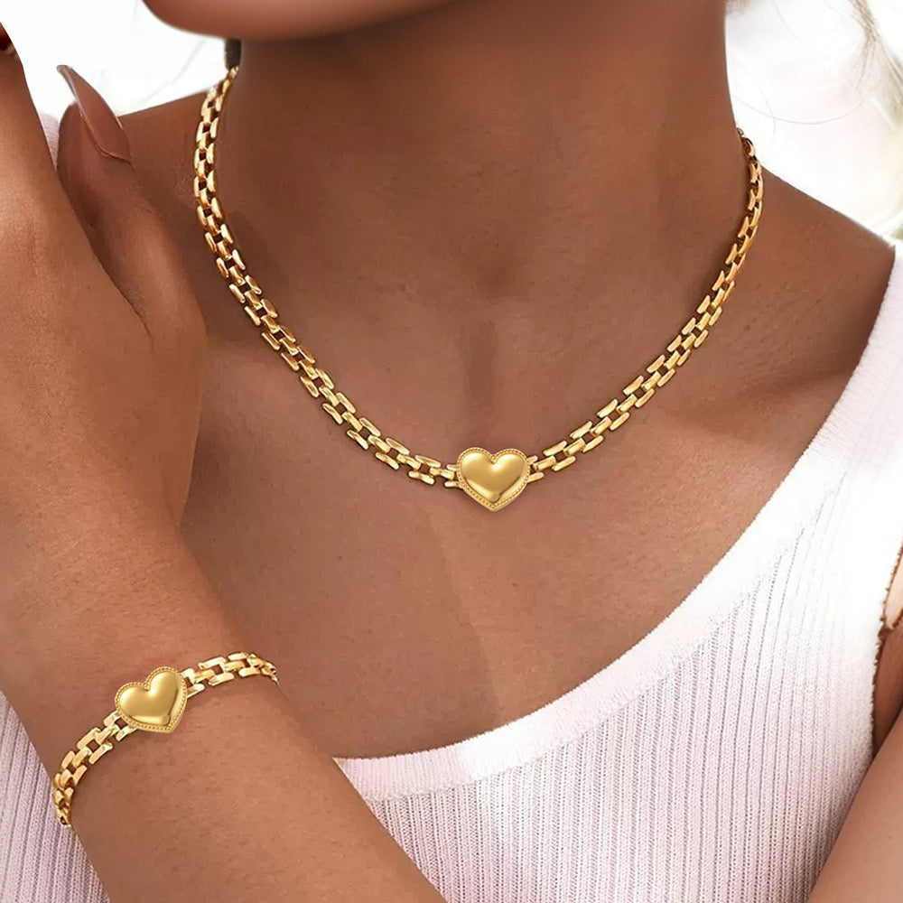 Heart Charm Jewelry Set – Gold Necklace & Bracelet