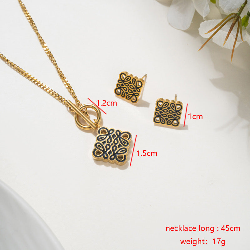 Necklace and earrings stud set