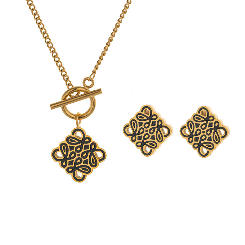 Necklace and earrings stud set