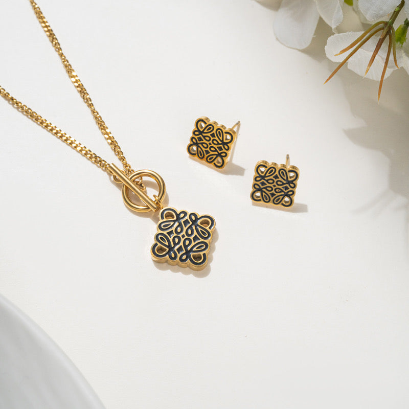 Necklace and earrings stud set